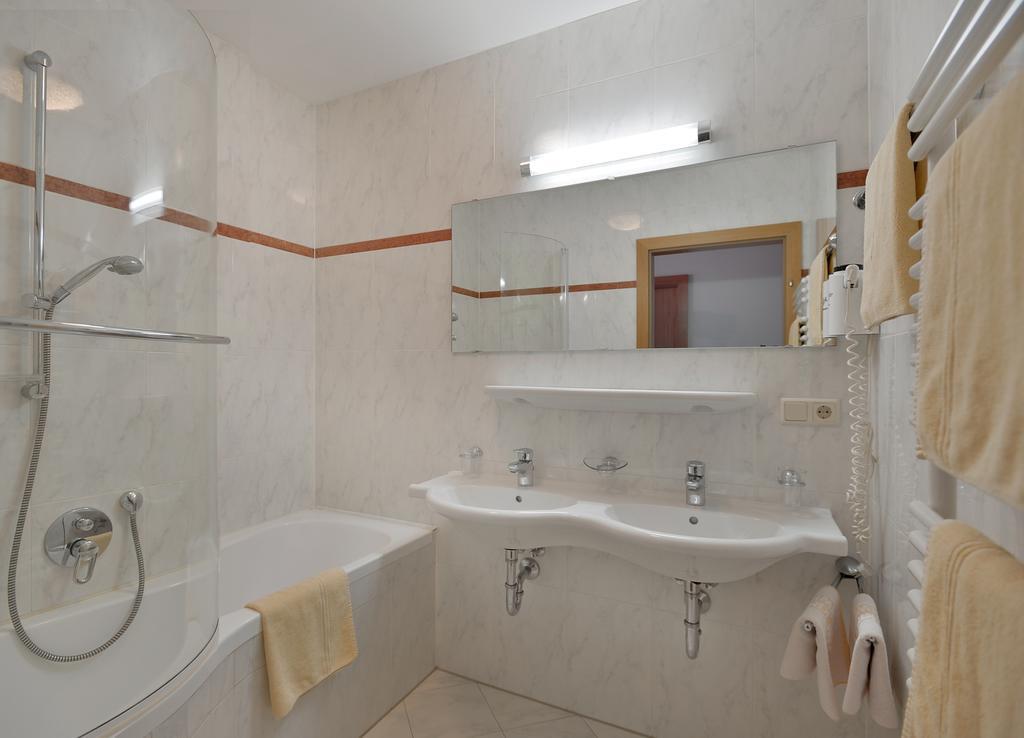 Ferienwohnungen Haus Der Mitte マイヤーホーフェン 部屋 写真