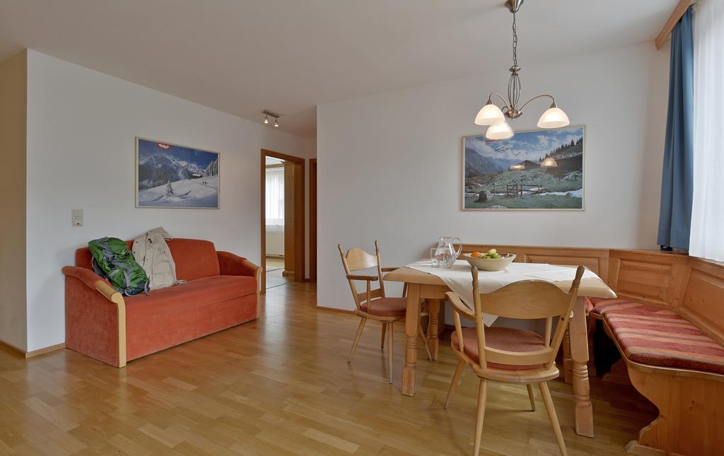 Ferienwohnungen Haus Der Mitte マイヤーホーフェン 部屋 写真